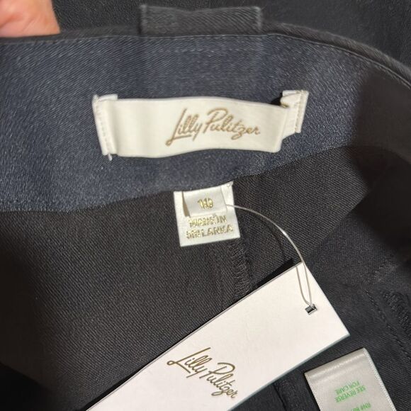 NWT Lilly Pulitzer Parrish 5” High Rise Shorts Gold Button Black Size 10 - Picture 6 of 6